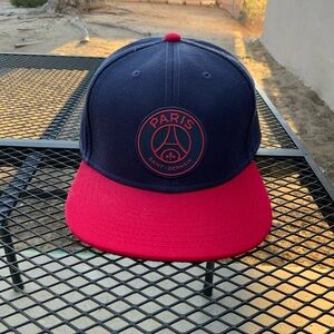 Paris Saint-Germain Men's Cap - Navy and Red